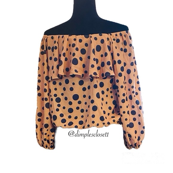 Hibluco Polka Dot Top - Picture 2 of 7